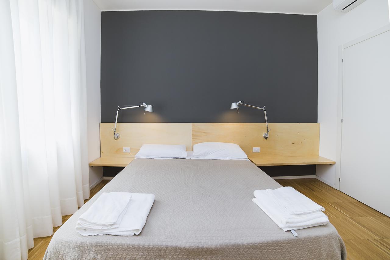 Le Stanze Di Piazza Dei Martiri Bed & Breakfast เนเปิลส์ ภายนอก รูปภาพ