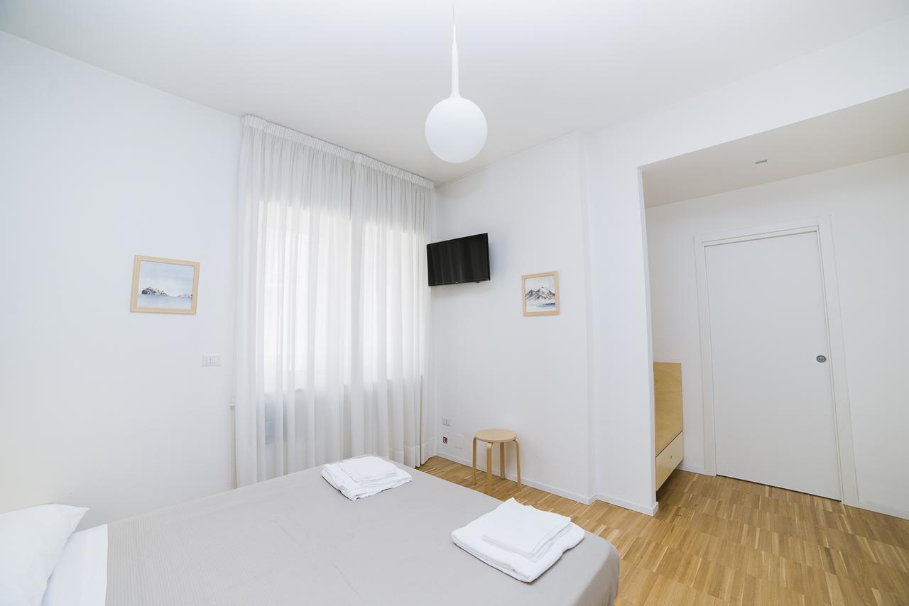 Le Stanze Di Piazza Dei Martiri Bed & Breakfast เนเปิลส์ ภายนอก รูปภาพ