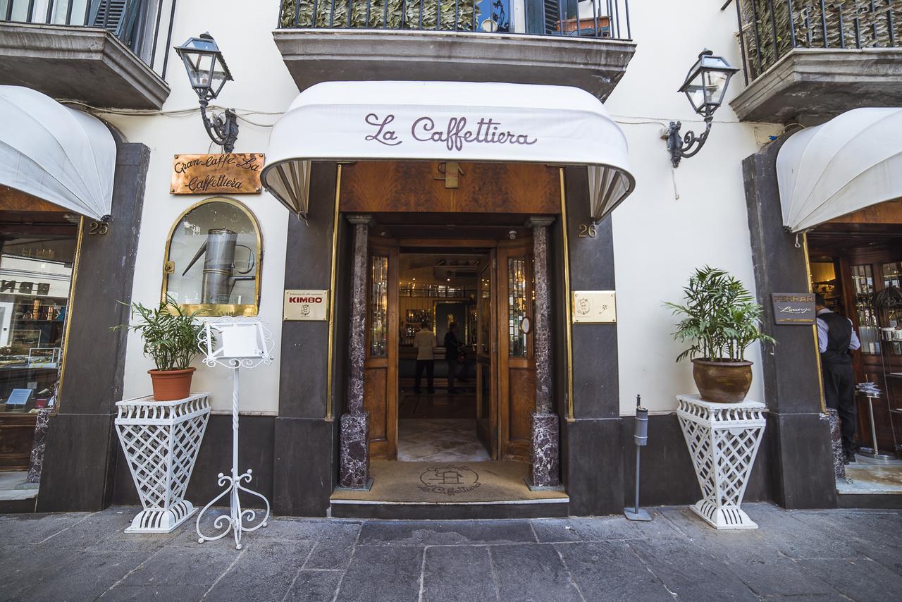 Le Stanze Di Piazza Dei Martiri Bed & Breakfast เนเปิลส์ ภายนอก รูปภาพ
